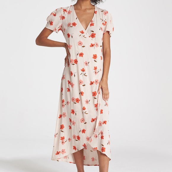 Billabong Floral Fields Wrap Dress 𑁍 - Picture 4 of 7